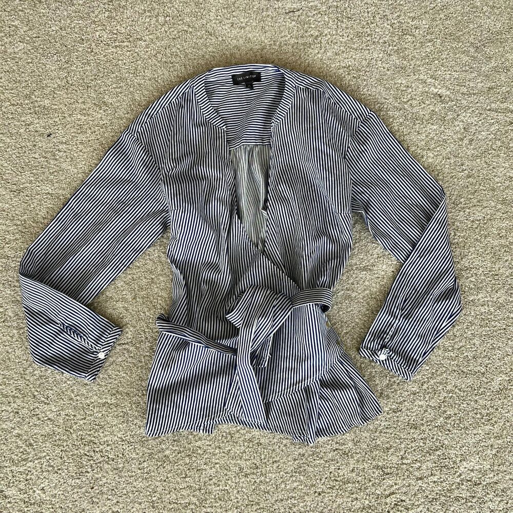NWOT The Limited Blouse Size XS
